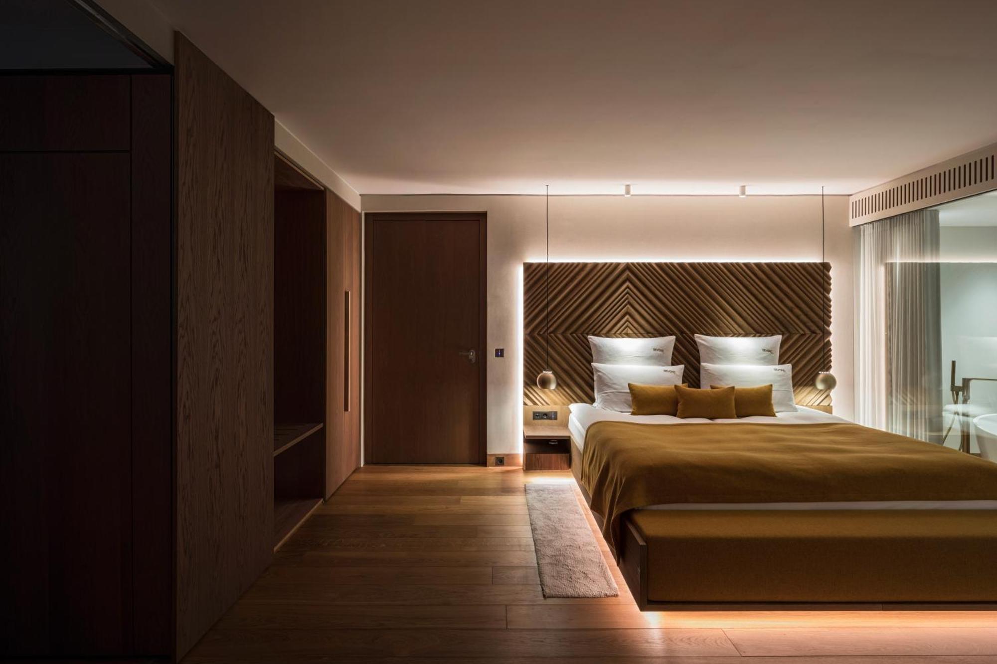 Beyond By Geisel Hotel